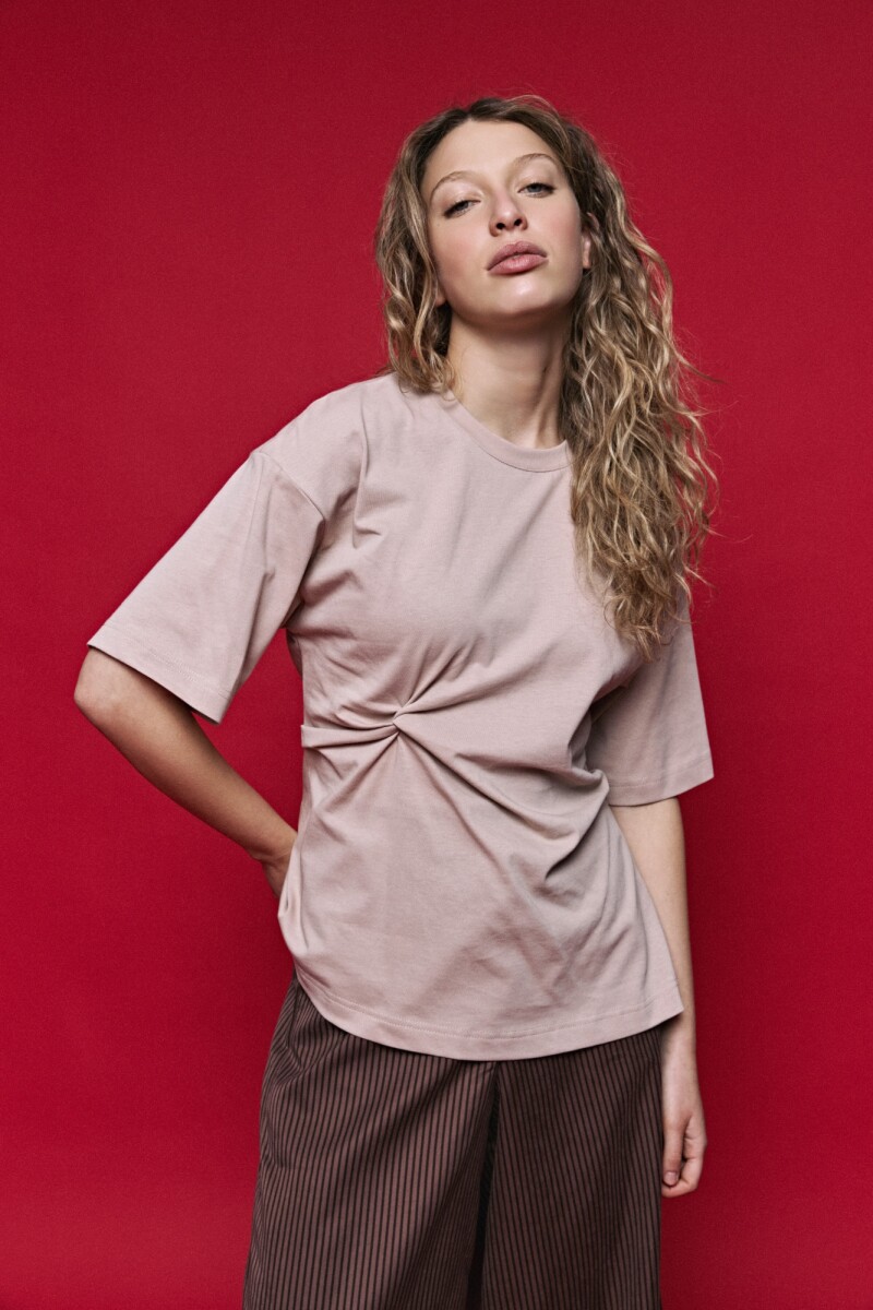REMERA ELIA Beige
