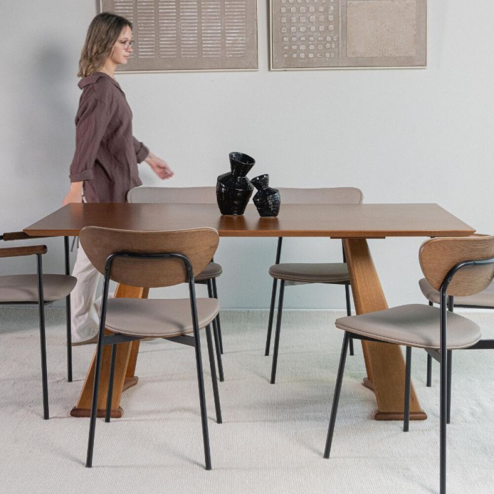 Mesa de comedor Curve 1.40