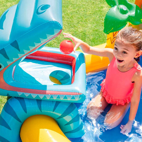 Piscina Intex Centro Juegos Inflable Con Rociador Inx057444