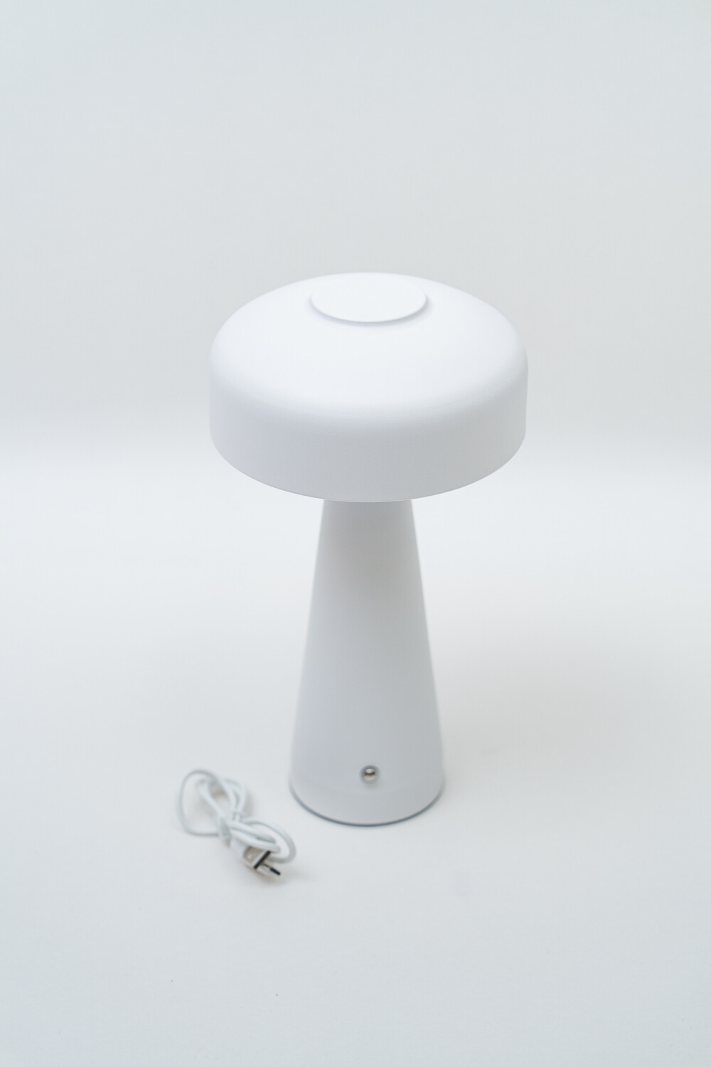 Lampara De Mesa Axira, Touch Usb Blanco