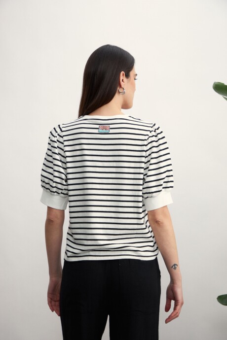 Remera Gema Negro