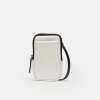 Porta Celular Pia En Cuero Graneado Blanco
