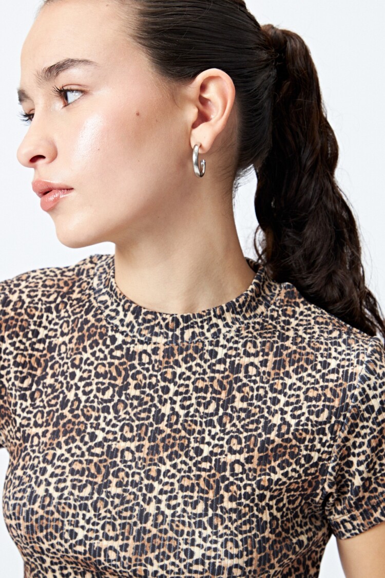 REMERA TODD Animal Print