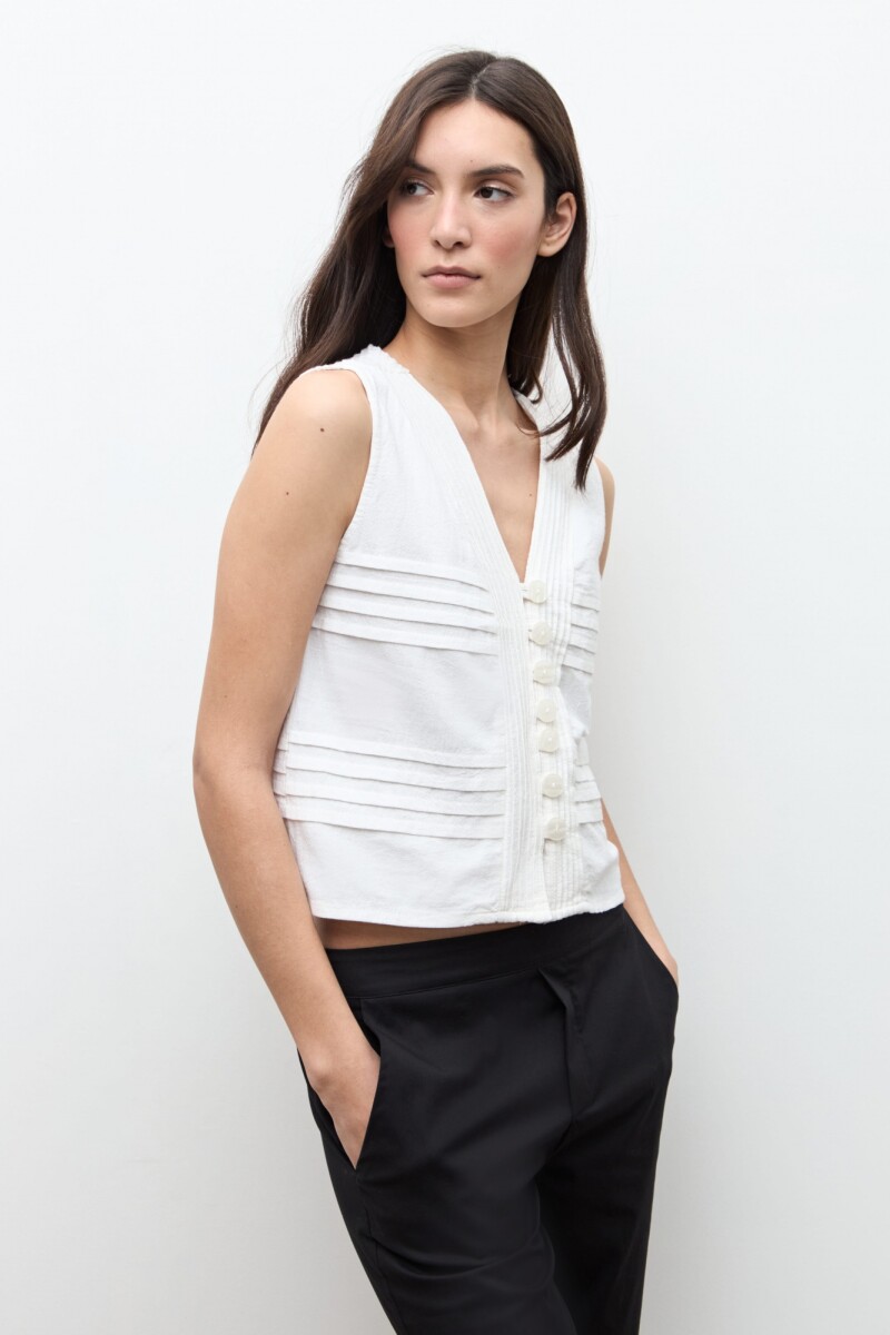 Blusa con alforzas blanco