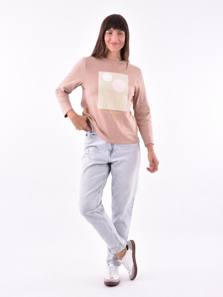 REMERA UPSALA VARIANTE 18
