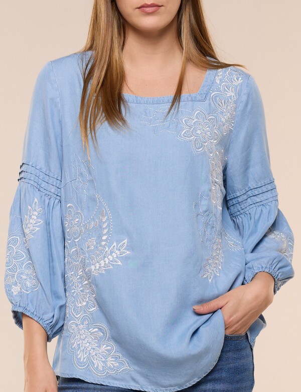 Blusa De Tencel Bordada Con Escote Cuadrado JEAN