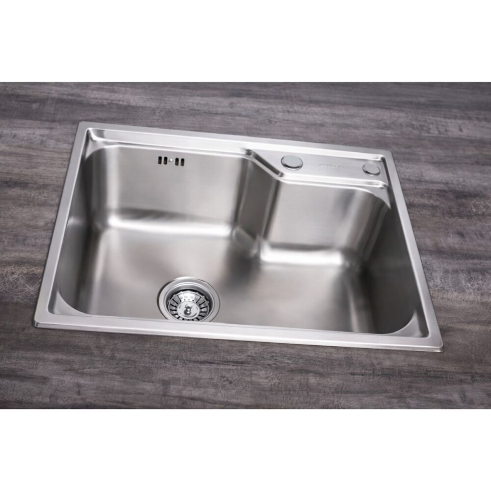 Pileta simple acero inox. 304 con Válvula 58x43x21 cm Pileta Simple Acero Inox. 304 Con Válvula 58x43x21 Cm