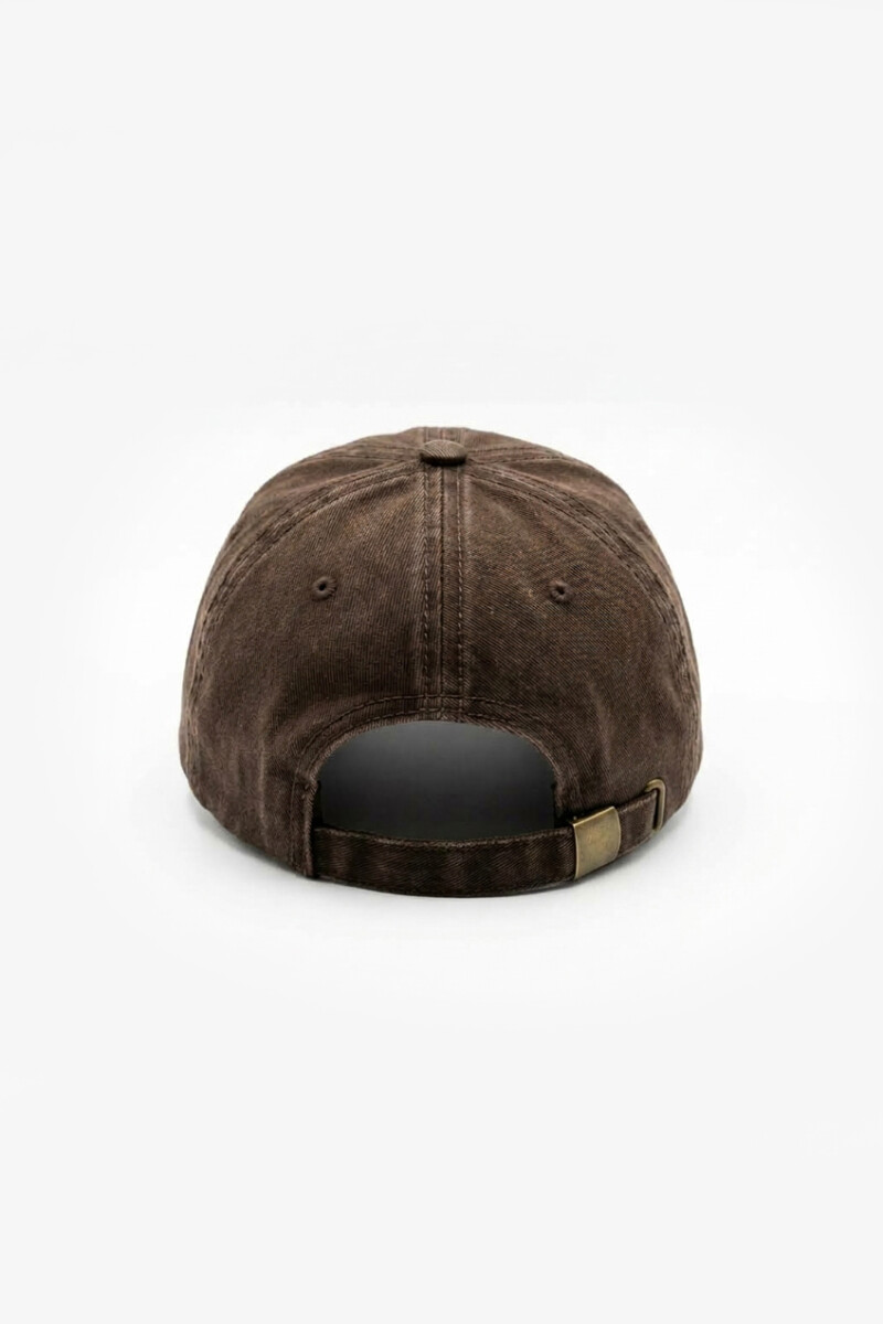 Cap washed pespuntes marrón
