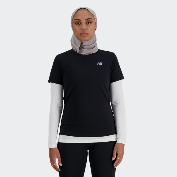 Remera New Balance Heathertech Negro