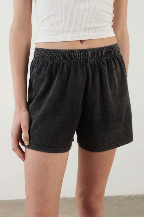 Short Olia Negro Gastado