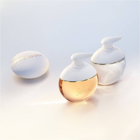 Crema de Menos y Uñas Dior J'Adore Les Adorables 50ml Crema de Menos y Uñas Dior J'Adore Les Adorables 50ml