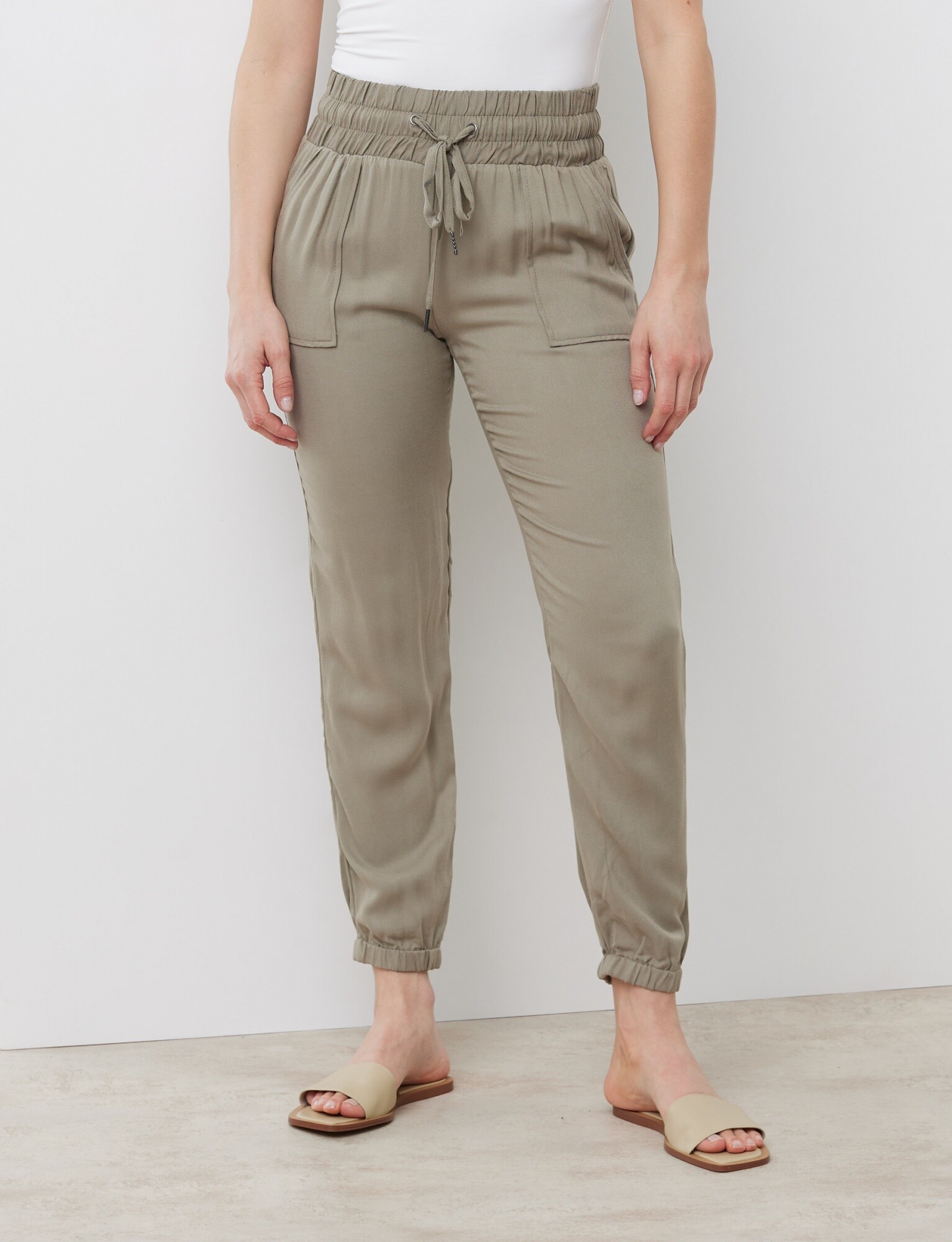 Pantalon Pampero V-oliva