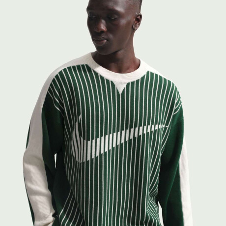 Remera Nike Sportswear Club de Hombre Verde