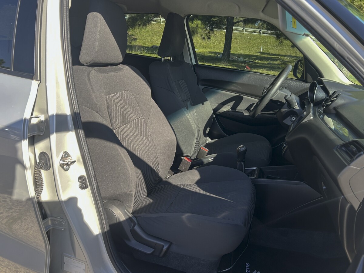 Suzuki Swift GL 2021 EXCELENTE ESTADO! | Permuta / Financia Suzuki Swift GL 2021 EXCELENTE ESTADO! | Permuta / Financia