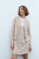 Chaqueta simil gamuza con cierre beige