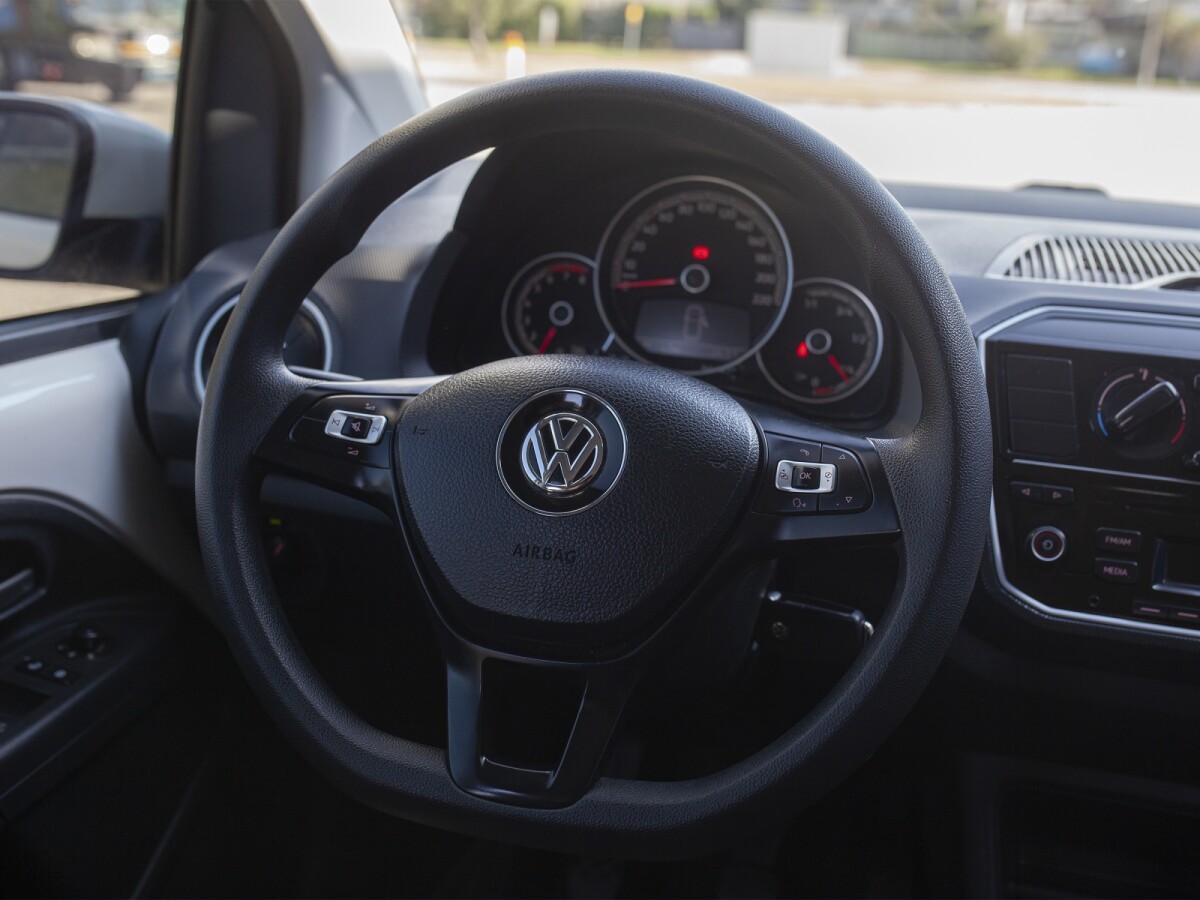 Volkswagen Up Move 1.0 Extra Full | Permuta / Financia Volkswagen Up Move 1.0 Extra Full | Permuta / Financia
