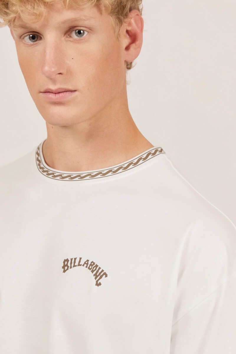 REMERA FRONT OVER TEE B-blanco