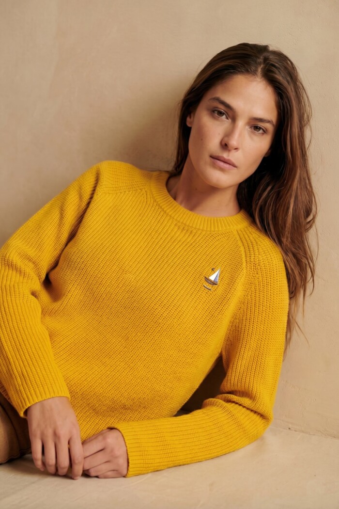 Sweater Algodon Con Bordado Amarillo
