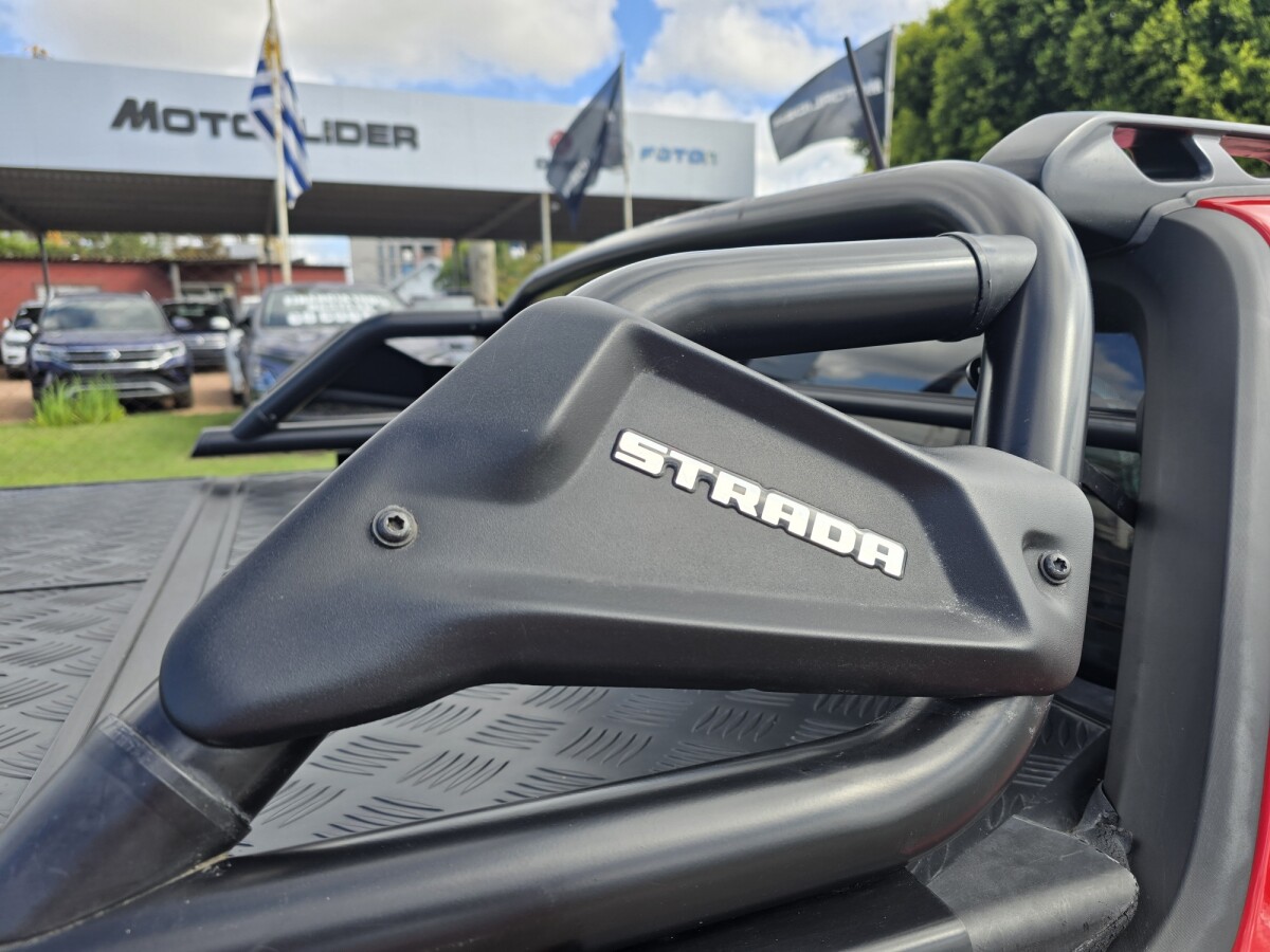 Fiat Strada Freedom 2025 EXCELENTE ESTADO |Permuta/ Financia Fiat Strada Freedom 2025 EXCELENTE ESTADO |Permuta/ Financia