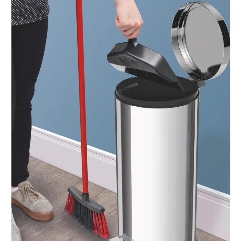 CUBO PEDAL 30 LTS. - 94538/130 CUBO PEDAL 30 LTS. - 94538/130