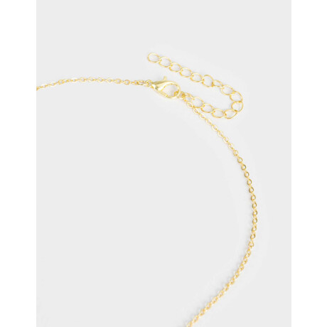 Cadena Corta Con Dije De Mariposa Dorado