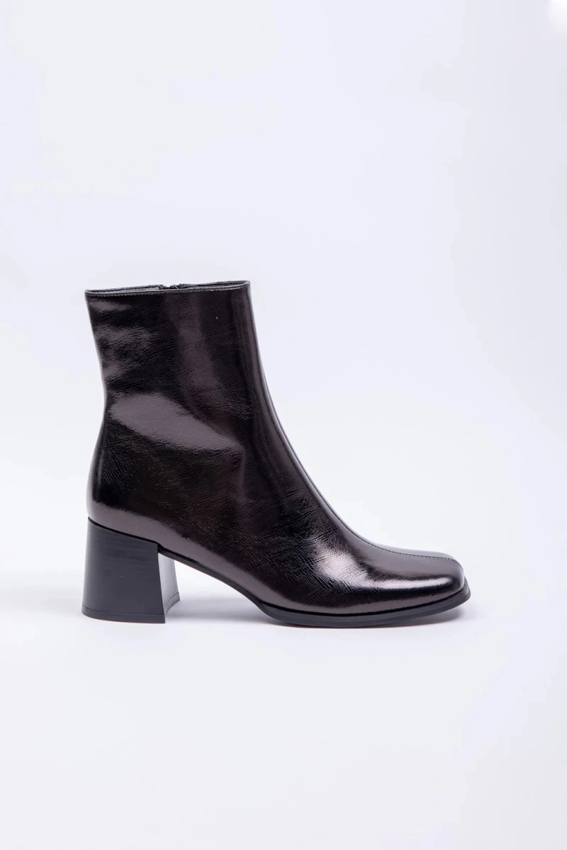 BOTA D.CASSIN BIZA - CHAROL 