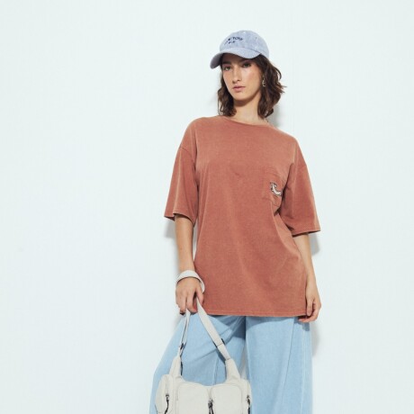 REMERA BETULA Ladrillo