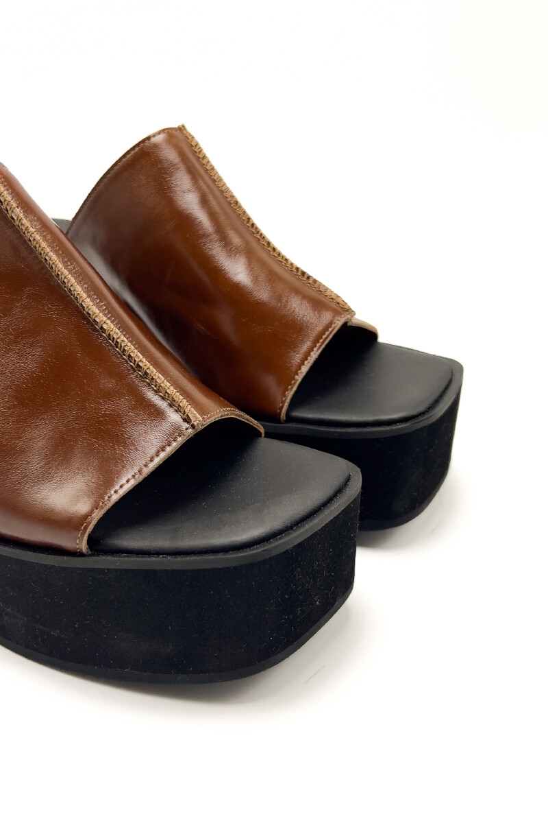 Sandalia Solaris Marron