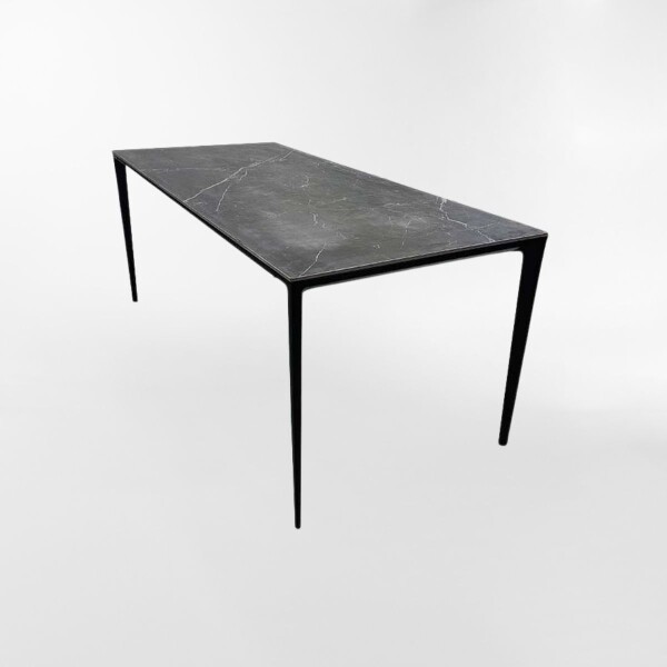 MESA DE EXTERIOR CELLINA NEGRO - RECTANGULAR