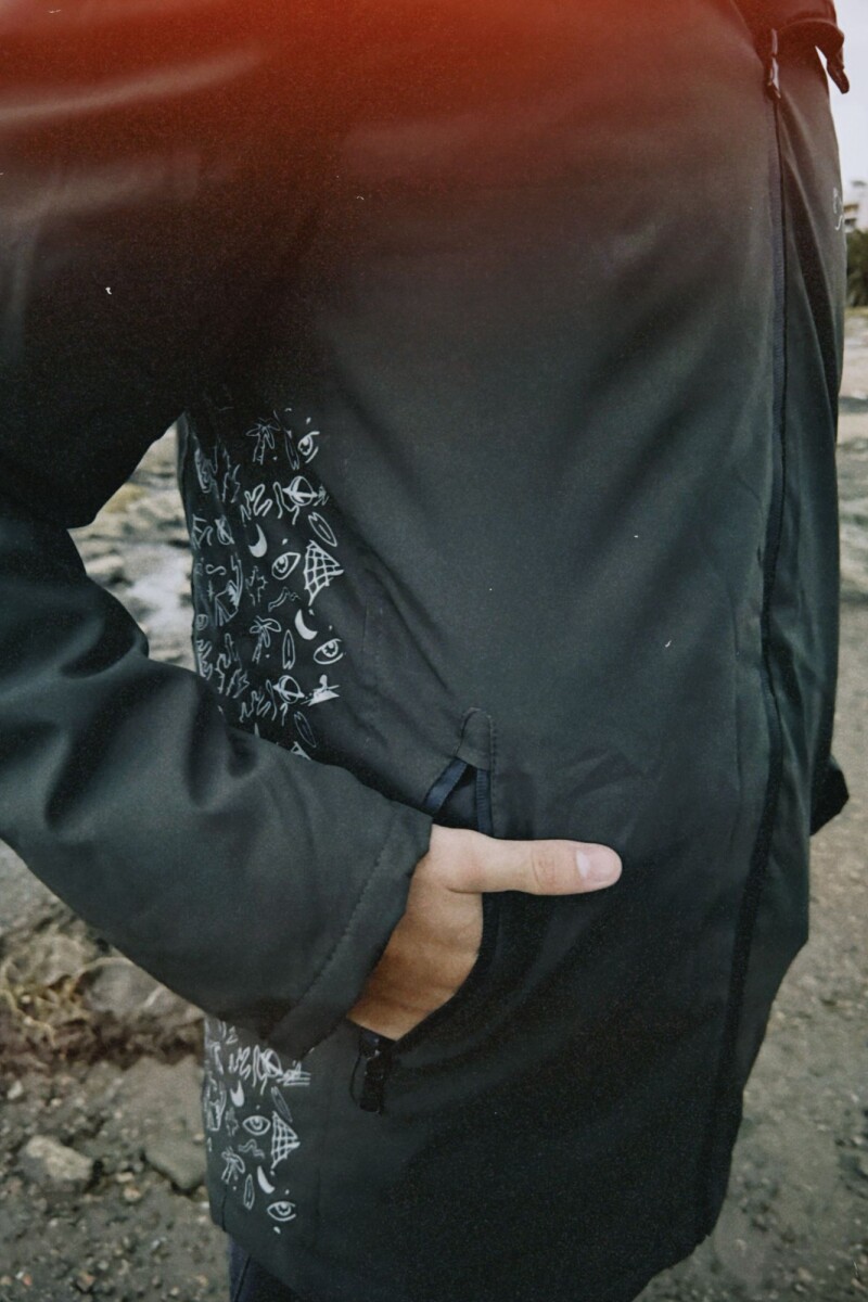 CAMPERA BAJO 0° / Verde Oscuro U