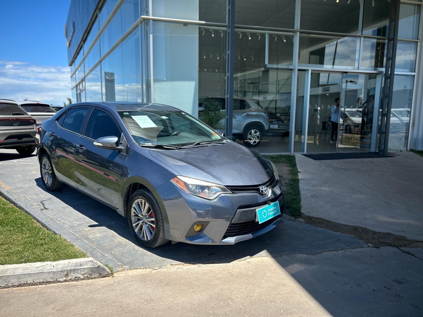 TOYOTA COROLLA LE AT 1.8 2014 