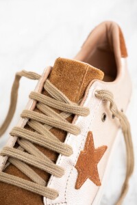 Zapatilla Combinada Cuero Oro Viejo
