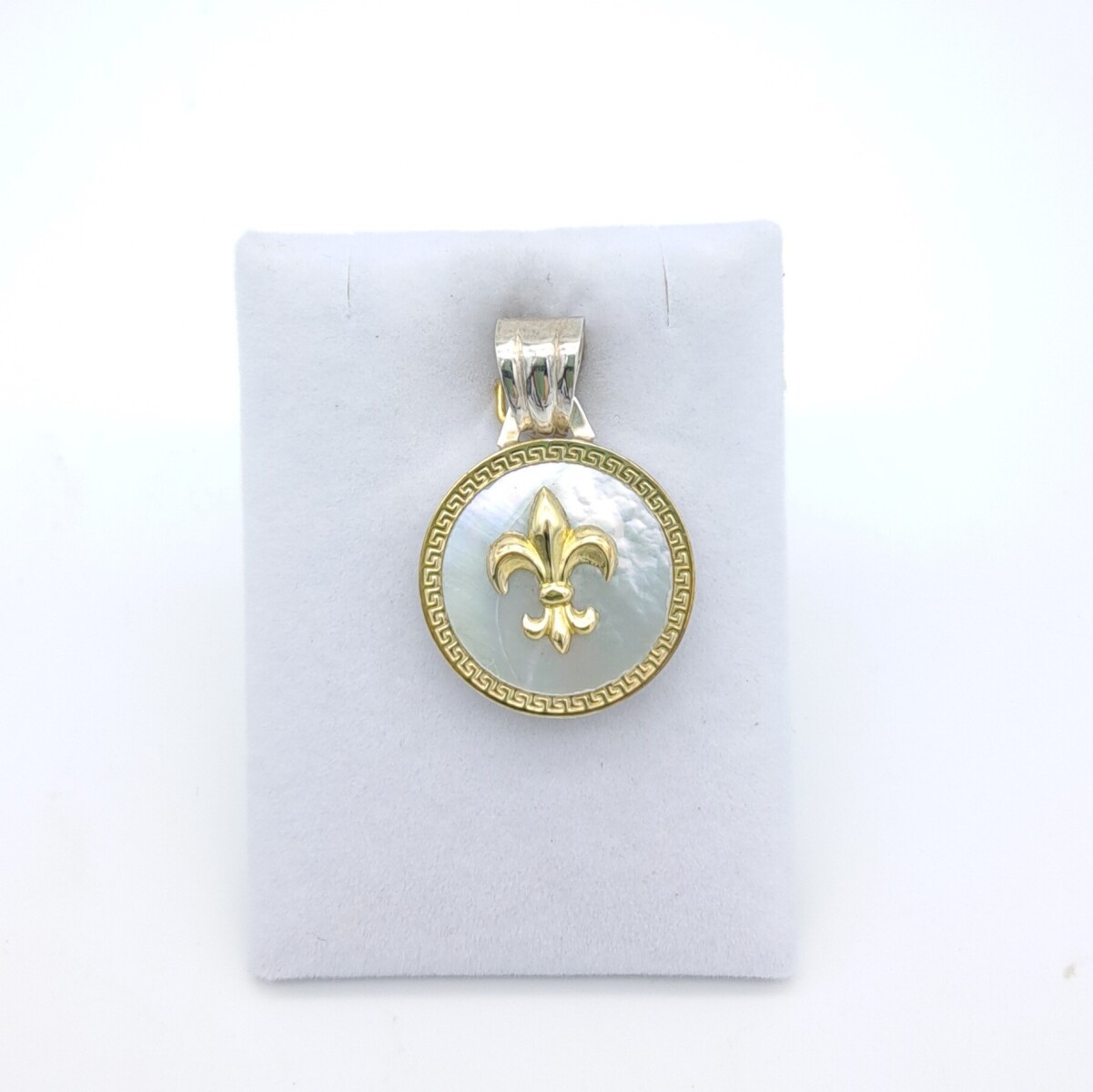 Colgante de plata 925, double en oro 18 ktes y nácar, FLOR DE LIS. 