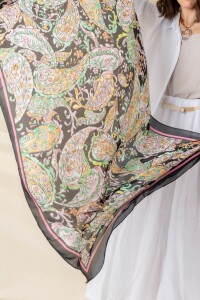 PAÑUELO ARABESQUE Negro