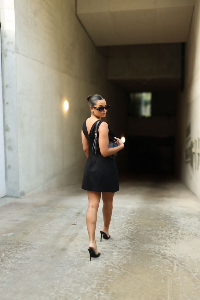 VESTIDO MARGOTT NEGRO