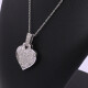 Dije oro 18k blanco corazón con brillantes baguette y redondos. Dije oro 18k blanco corazón con brillantes baguette y redondos.