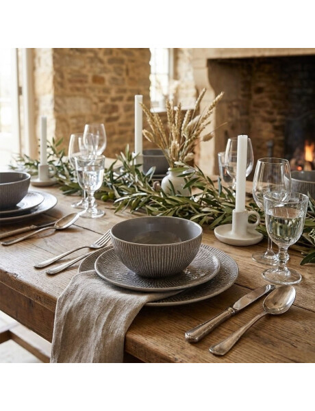 PLATO DE POSTRE CERAMICA D22CM TEXTURA GRIS PLATO DE POSTRE CERAMICA D22CM TEXTURA GRIS