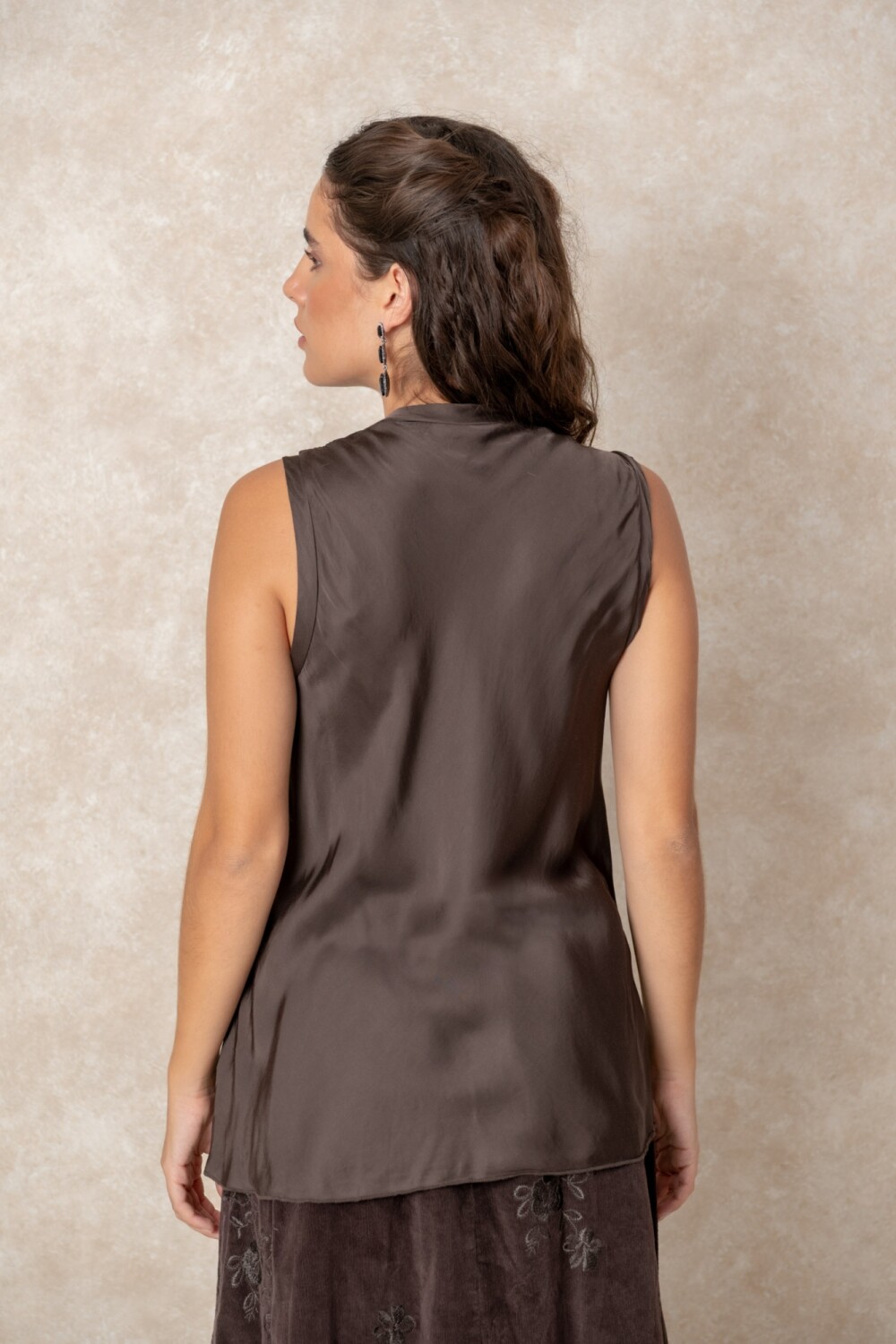 MUSCULOSA KIKI Chocolate