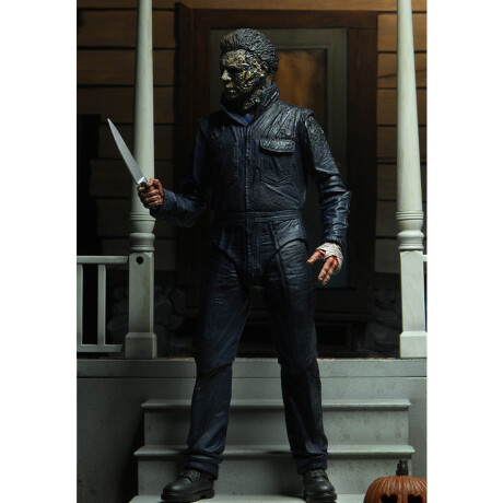 HALLOWEEN KILLS (2021) ULTIMATE MICHAEL MYERS 7” SCALE ACTION FIGURE (CASE 6) HALLOWEEN KILLS (2021) ULTIMATE MICHAEL MYERS 7” SCALE ACTION FIGURE (CASE 6)