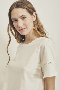 Remera Algodón Peinado Volados Nacar