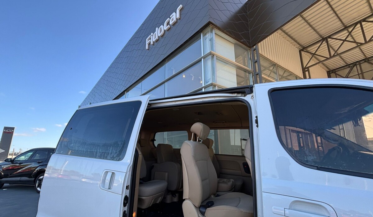 Hyundai H1 12Plz Minibus Diesel - 2019 Hyundai H1 12Plz Minibus Diesel - 2019