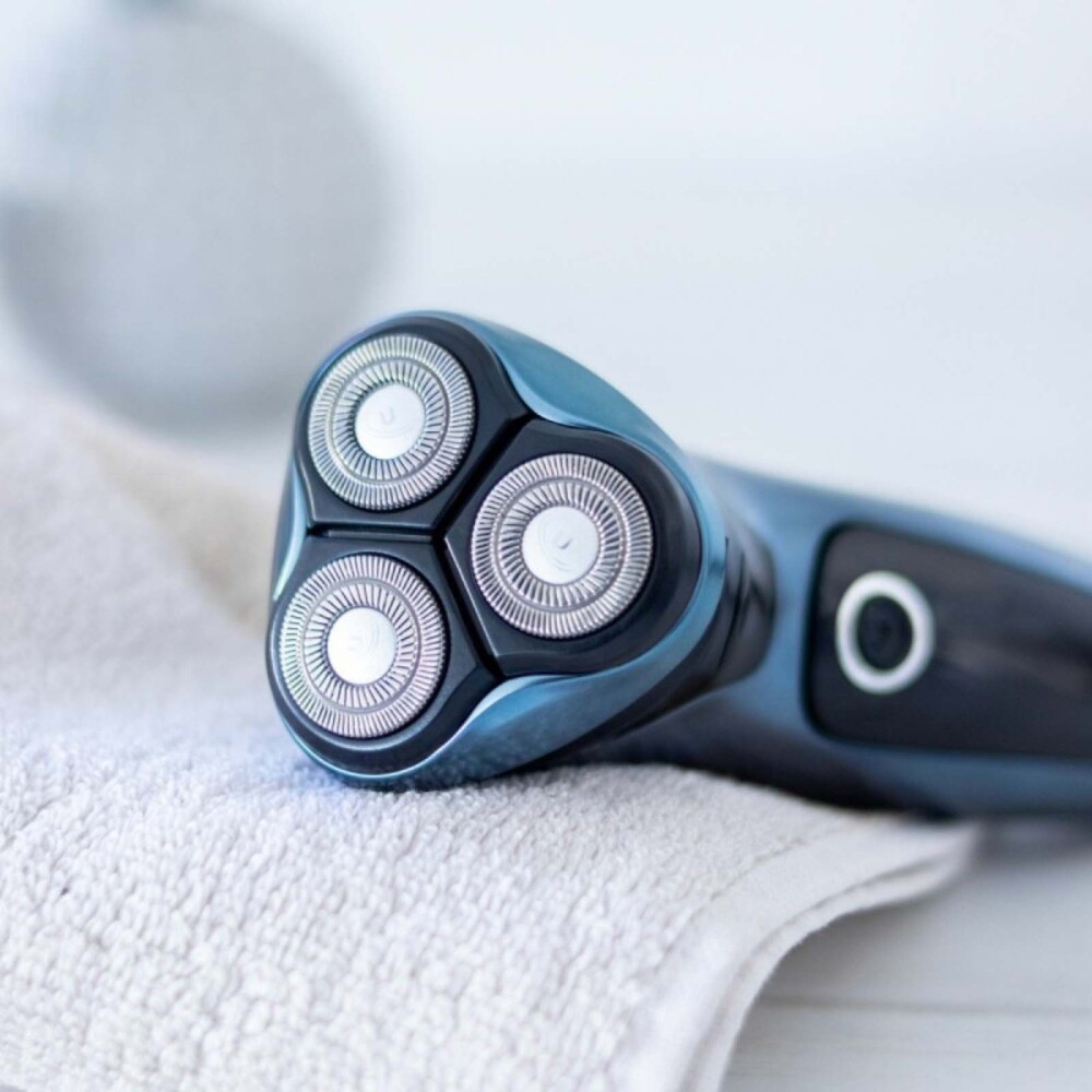 AFEITADORA NEGRO INALÁMBRICA AR3050