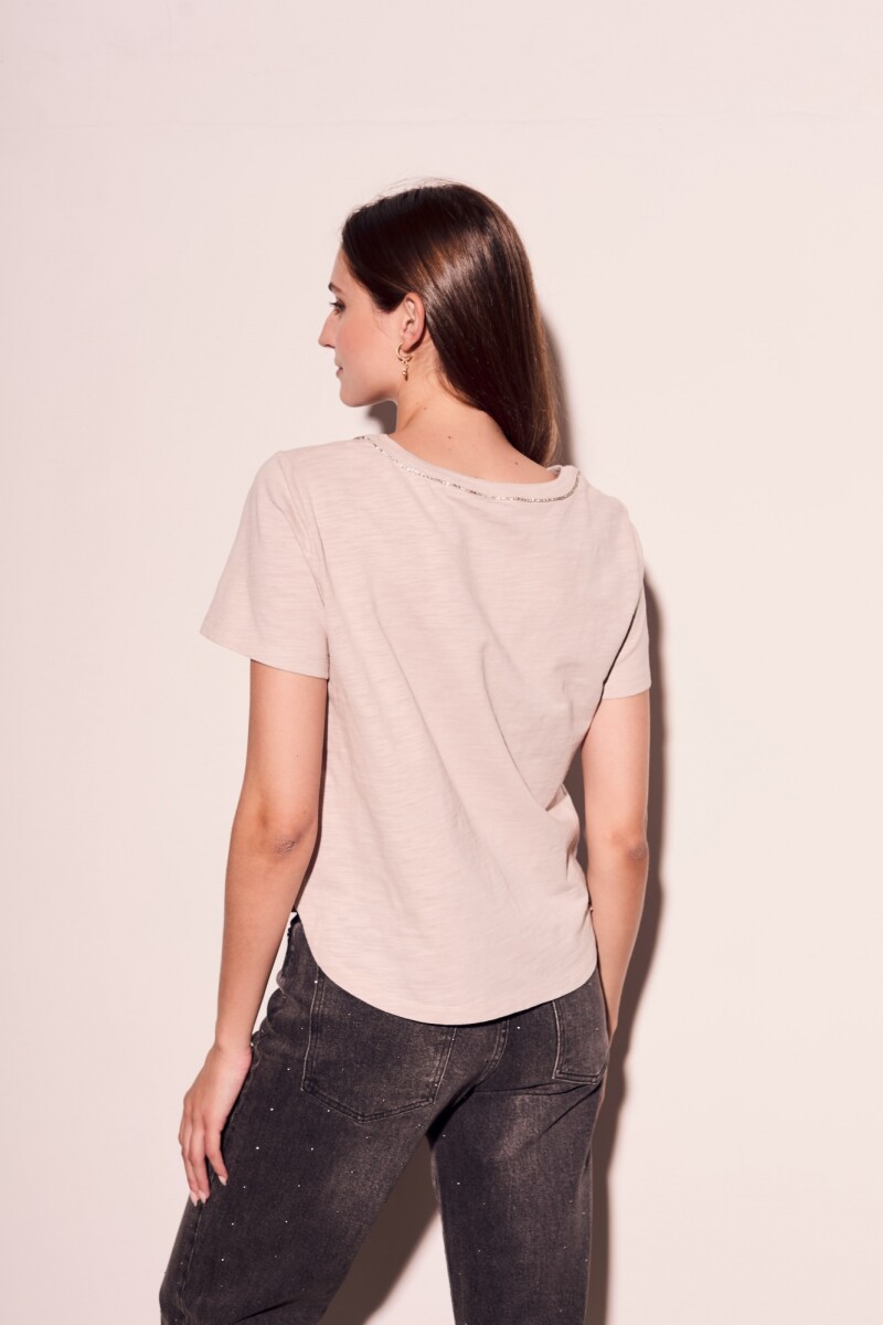 Remera Algodón Escote Metalizado Gris