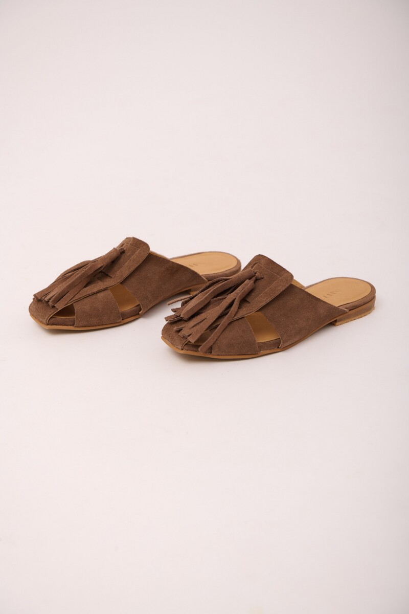 ZUECO BARRO Choco Gamuza