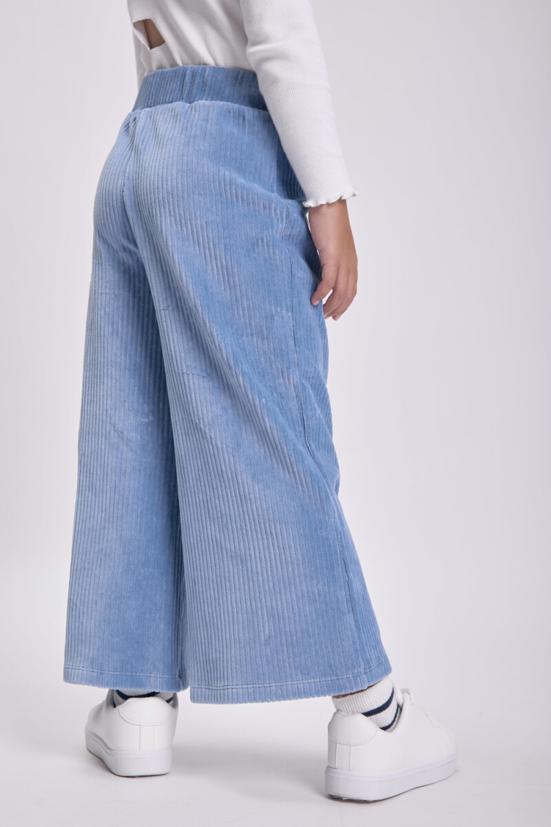 Pantalón pana ancho Celeste