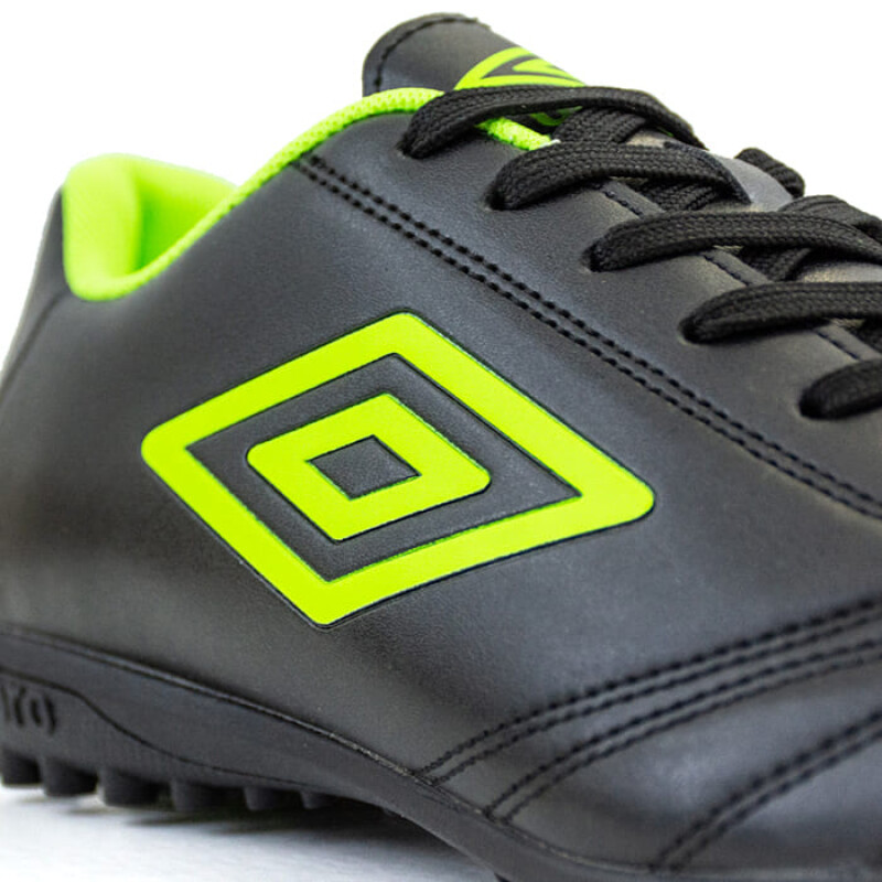 Championes Umbro de Fútbol 5 Classico II - 20103670 Negro-verde