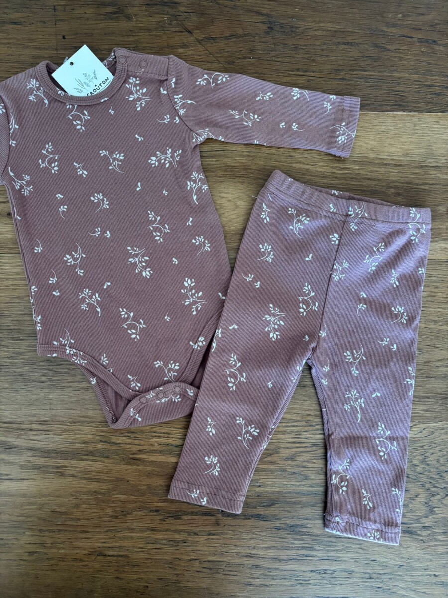 body de algodón con legging 