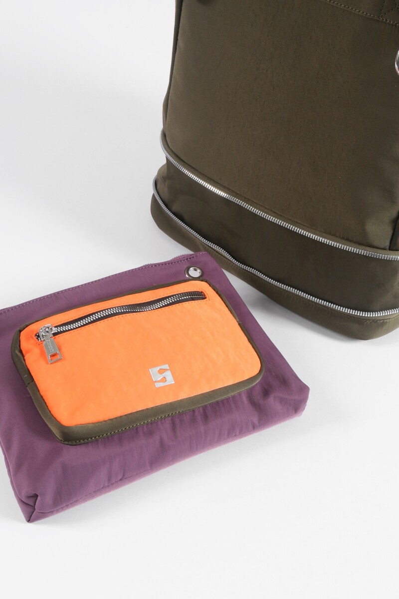 Mochila shopper con bolsillo removible verde