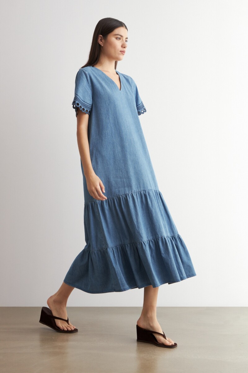 Vestido de jean bordado jean medio
