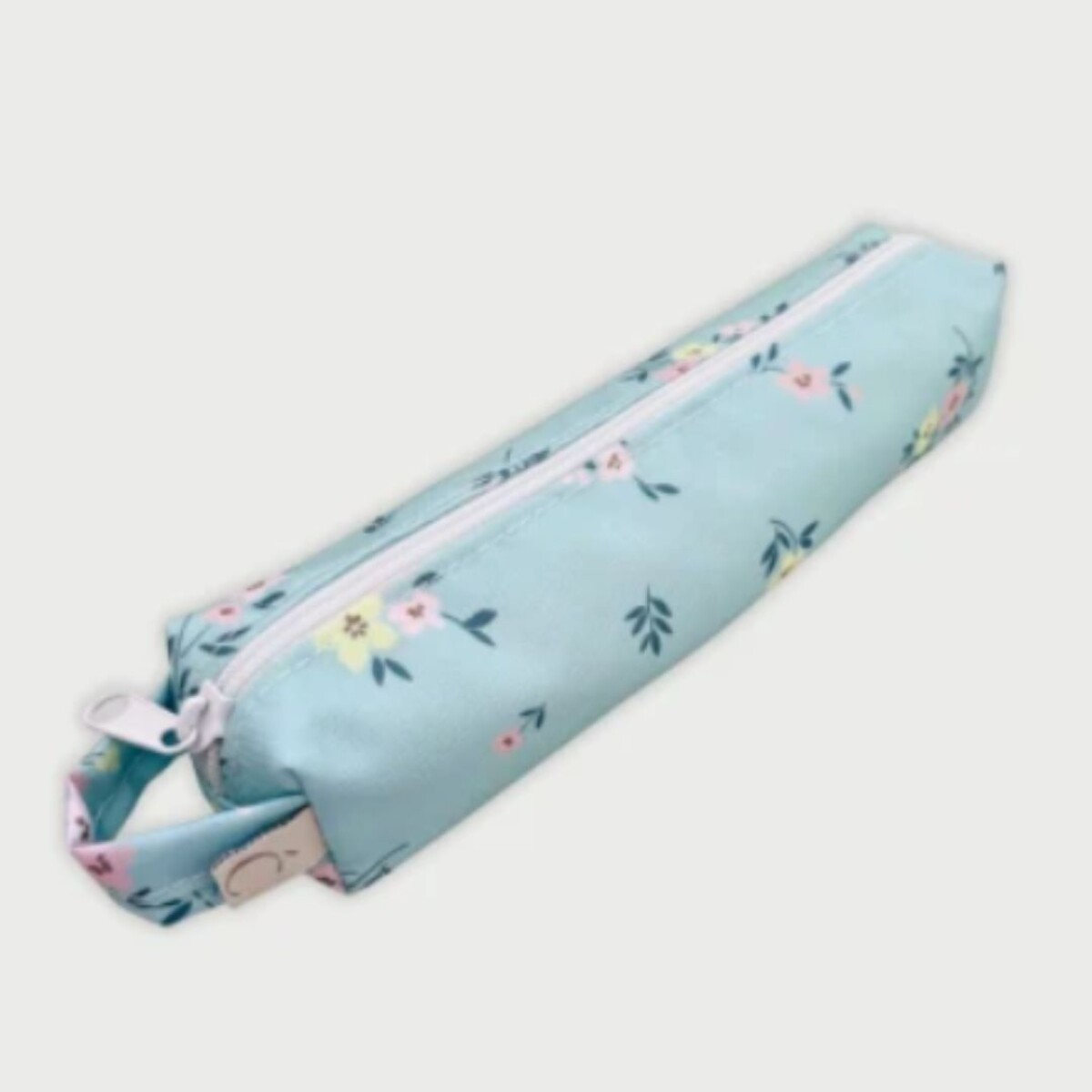 Estuche Toothy Darcy S/C